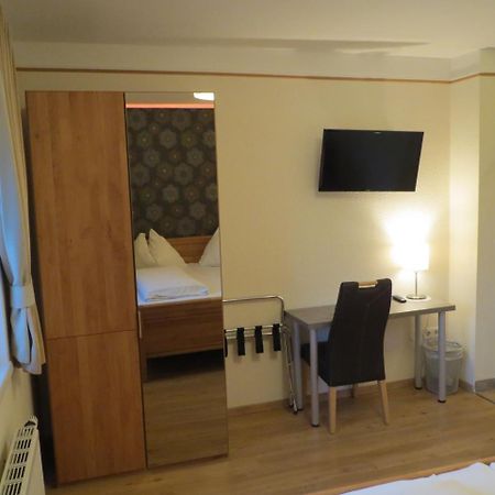 Zum Schwarzen Adler Apartman Tulln An Der Donau Kültér fotó